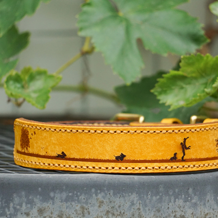 Halsband mit Dackelmotive