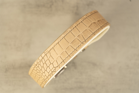 Halsband mit Krokooptik