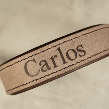 Lederhalsband mit Namen