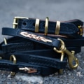 Halsband-Leinen Set Crown